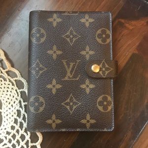 Louis Vuitton PM Agenda